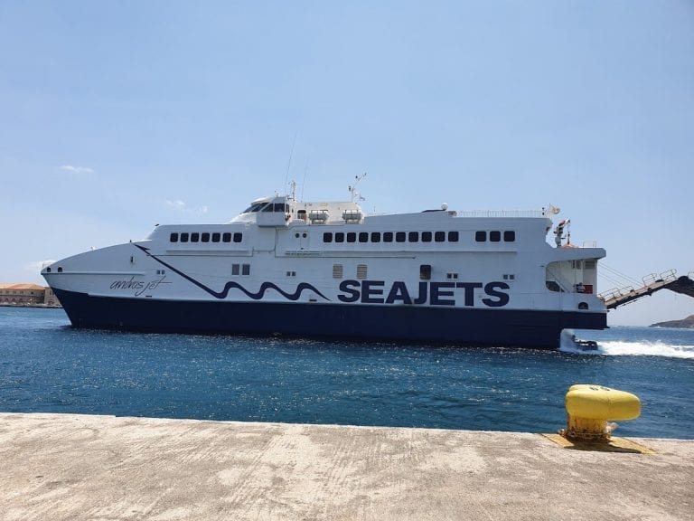 naxos to paros ferry time