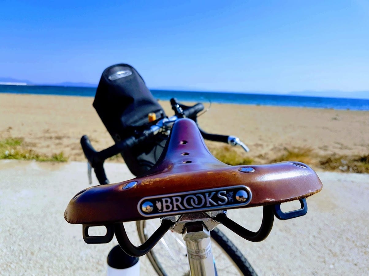 brooks touring saddle